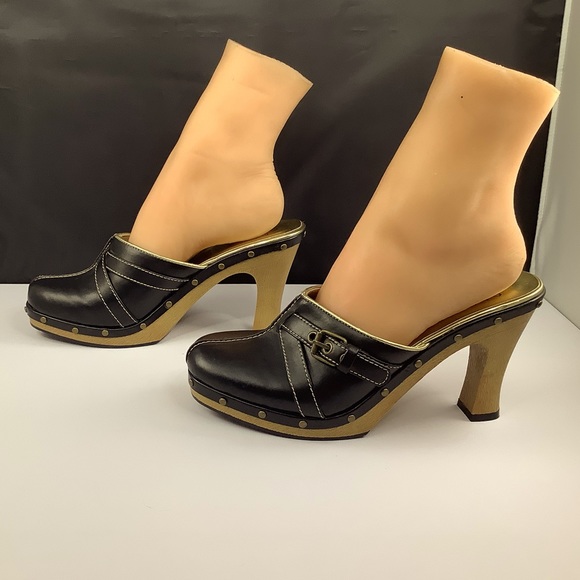NWOT Fashion Bug Dinah Black Faux Leather Wood Platform Clog Heels 7.5 - Picture 12 of 16